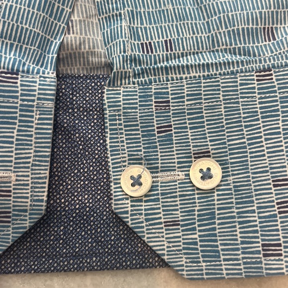 Bugatchi Men’s Button Up Shirt - Picture 4 of 4